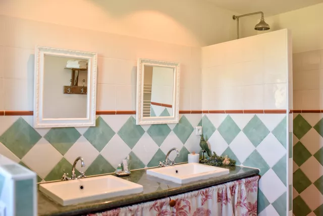 salle de bain pic des 3 seigneurs